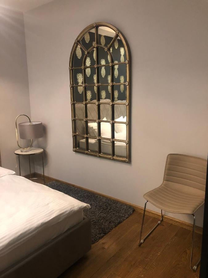 Home Apart Storozhovskaya Str.6 Минск Екстериор снимка
