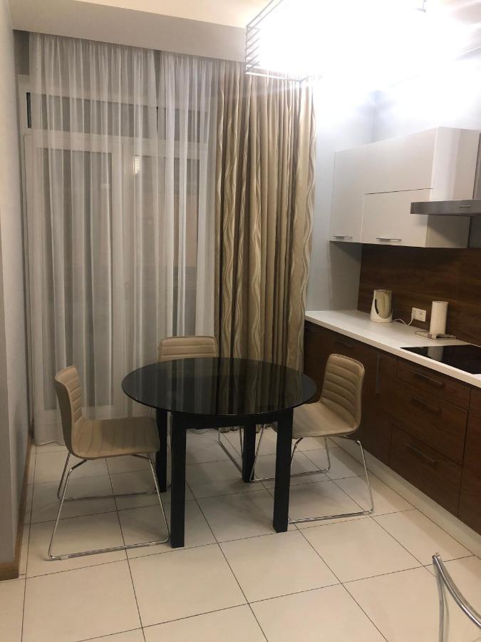 Home Apart Storozhovskaya Str.6 Минск Екстериор снимка